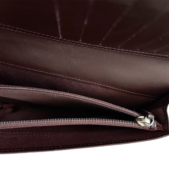Chanel Caviar Continental Wallet - Picture 7 of 11
